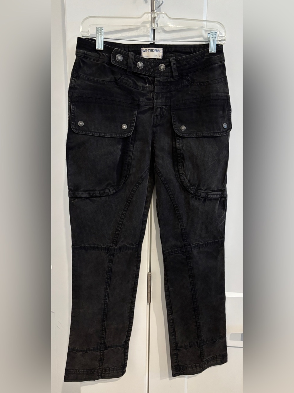 We The Free Hot In It Moto Pants. Size 2 - Picture 2 of 10
